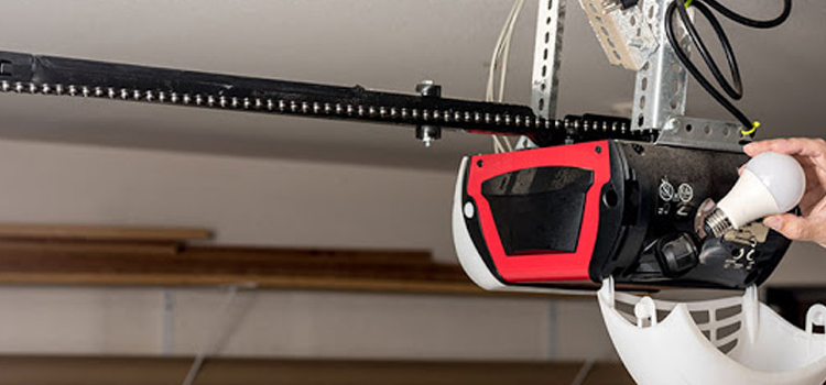 automatic garage door opener repair in Roseville